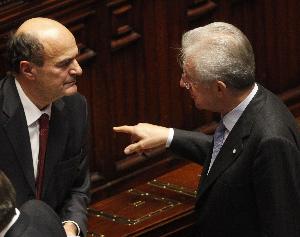 Monti attento ai sondaggi, Bersani ai "cazzotti" degli italiani
